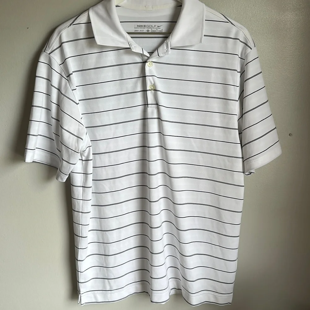 Nike golf shirt Size M